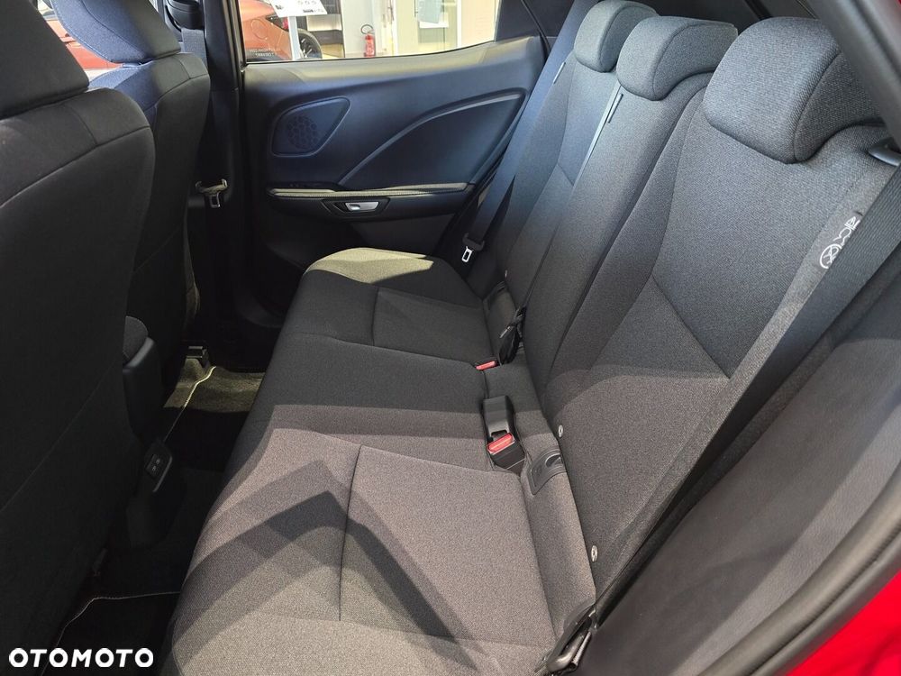 Lexus LBX 1.5 Hybrid - 14