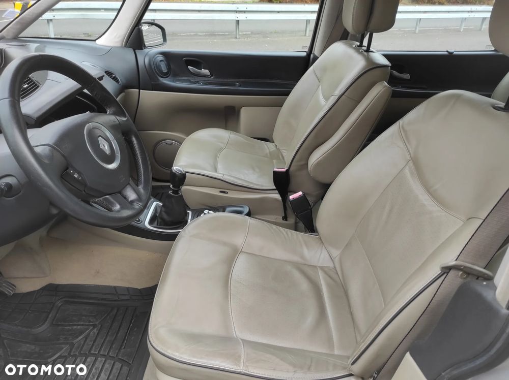 Renault Espace - 22