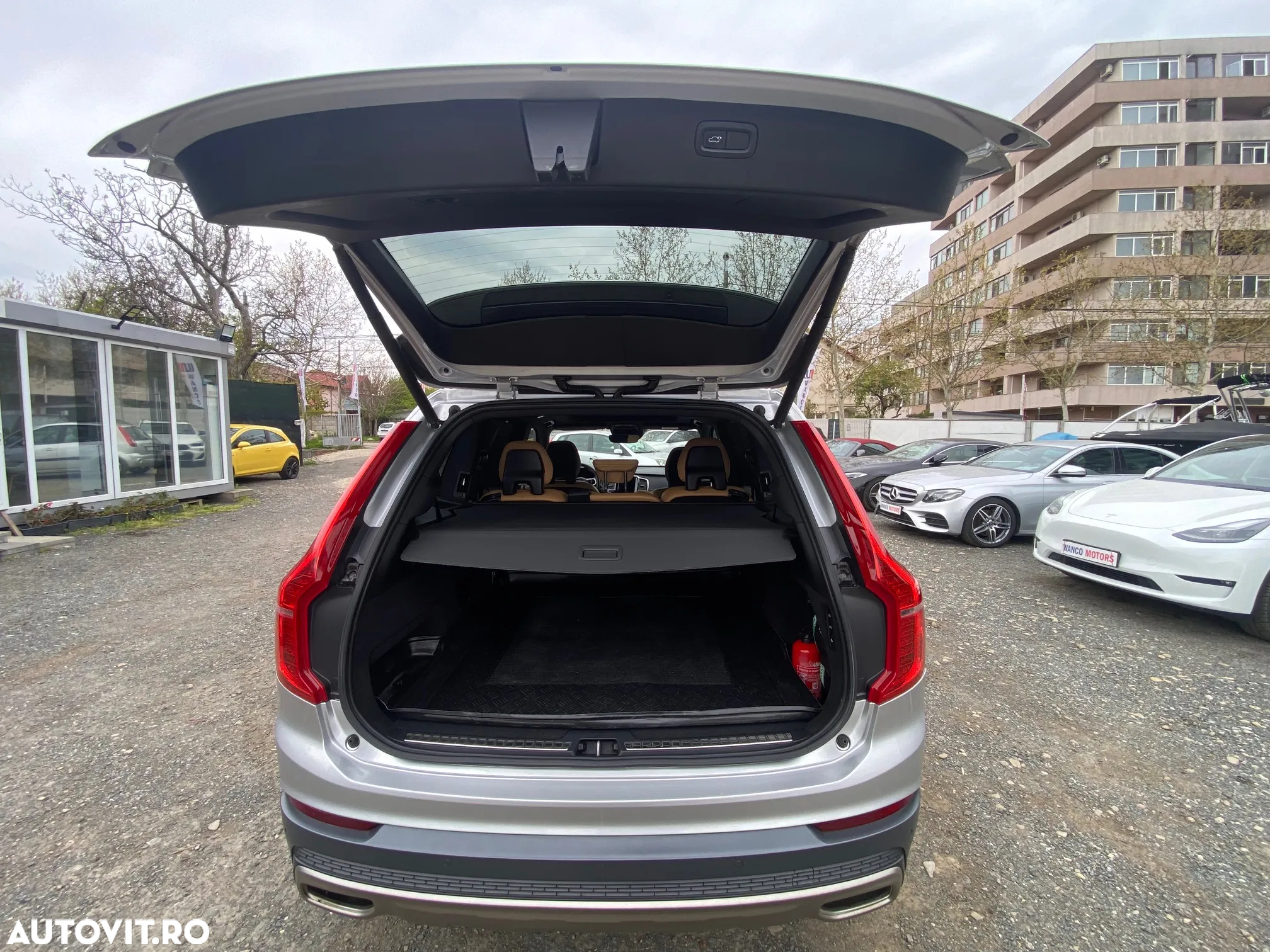 Volvo XC 90 T8 AWD Twin Engine Geartronic Inscription - 10
