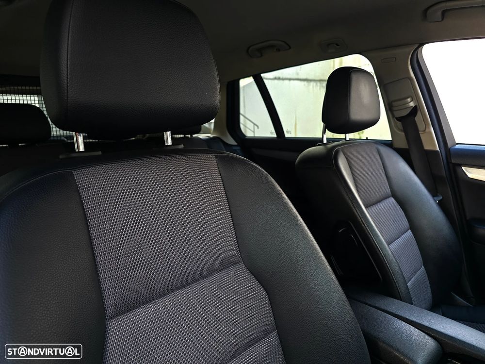 Mercedes-Benz C 220 CDi Avantgarde BlueEfficiency - 51