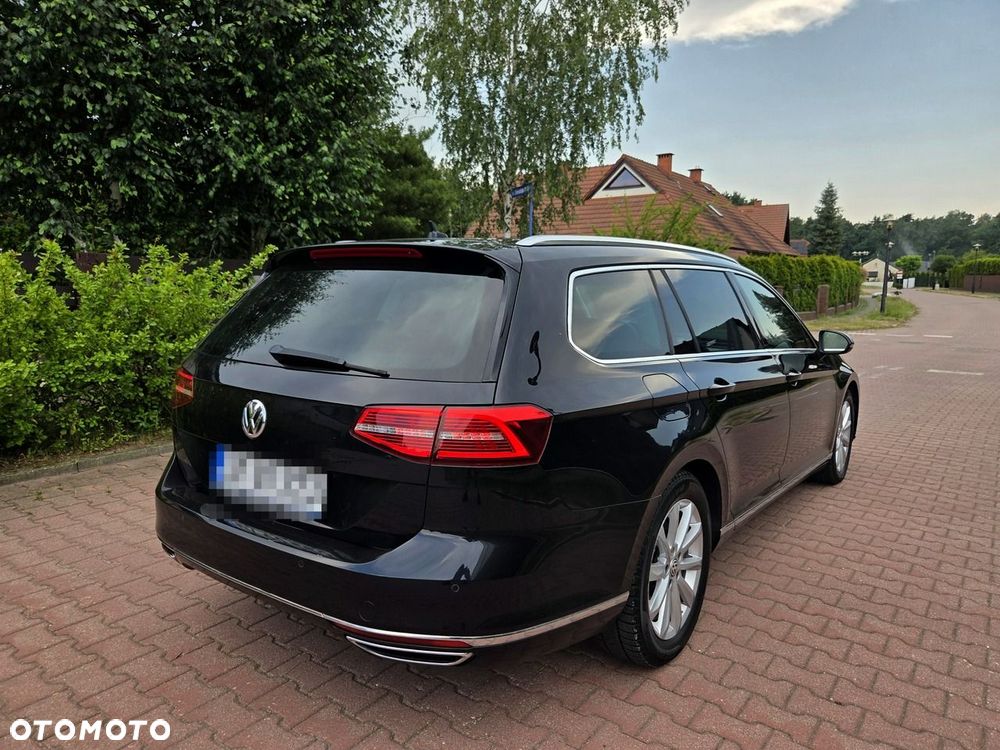 Volkswagen Passat Variant 2.0 TDI SCR 4Motion DSG Elegance - 3