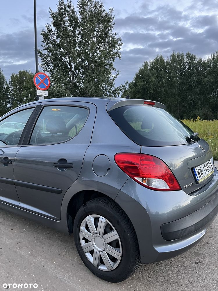 Peugeot 207 - 2