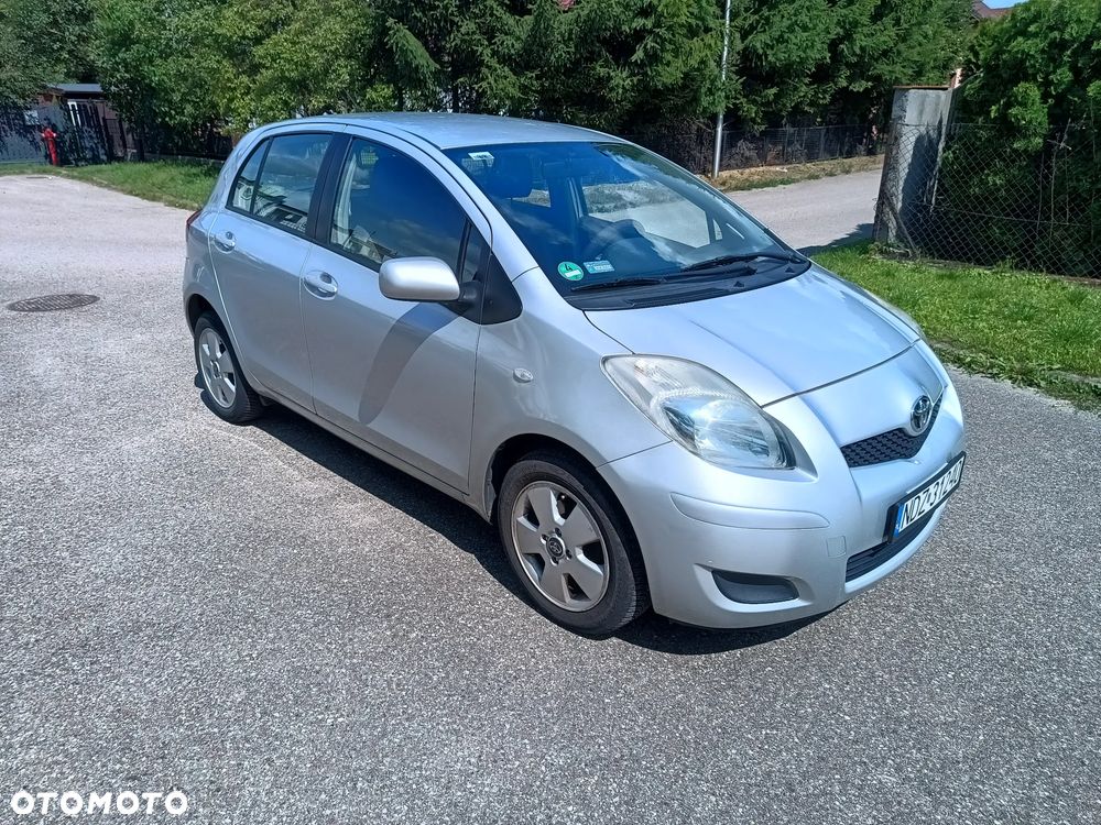 Toyota Yaris 1.0 Luna - 2