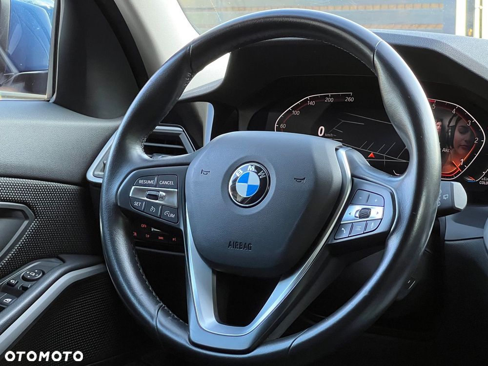 BMW Seria 3 316d MHEV Advantage - 23
