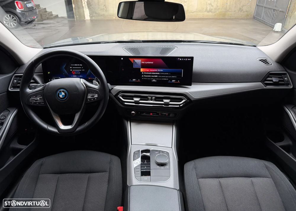 BMW 320 e Line Sport Auto - 2