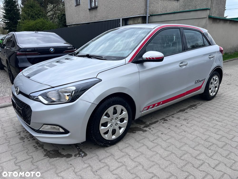 Hyundai i20 blue 1.2 Classic - 1
