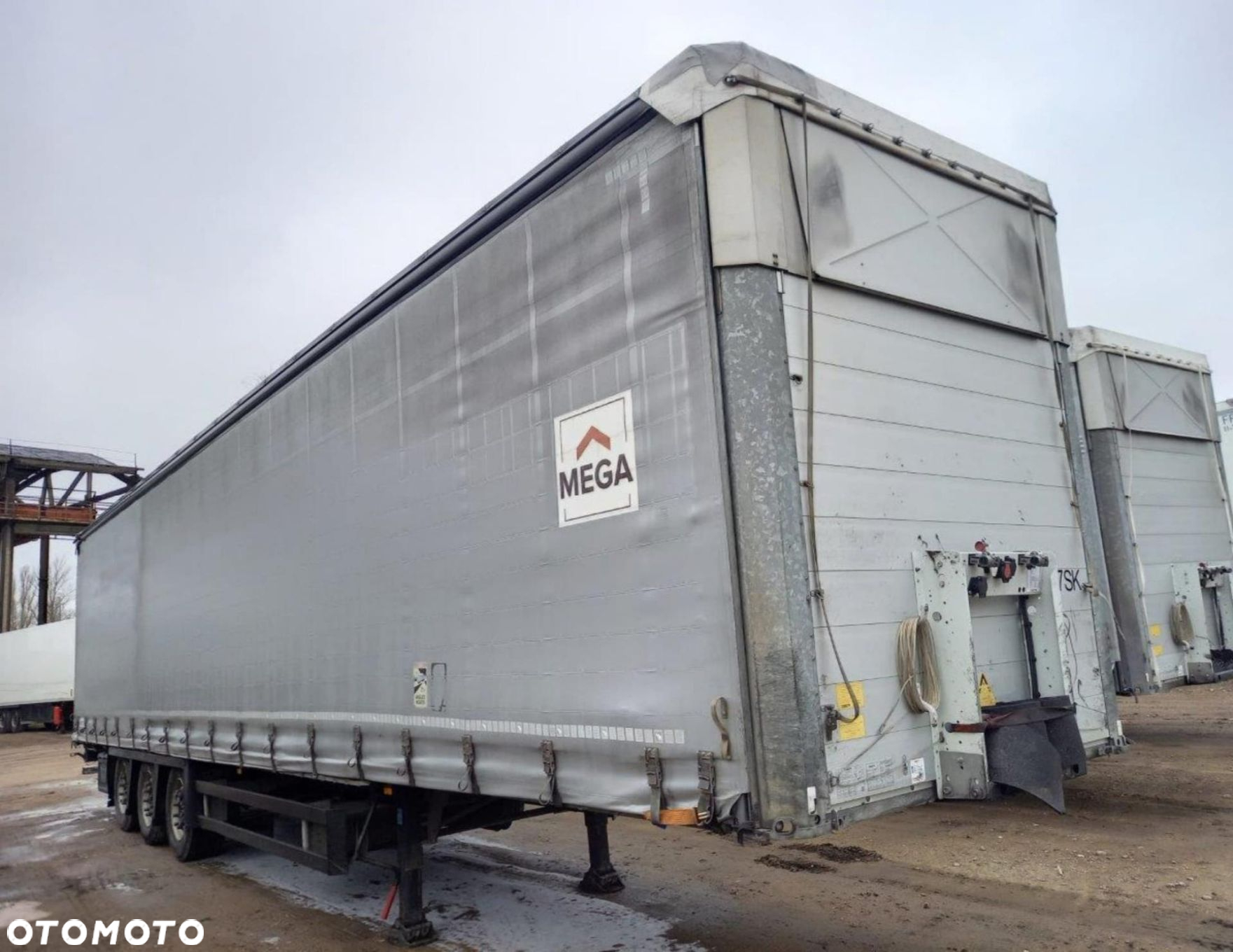 Schmitz Cargobull SCS24/L Varios - 2