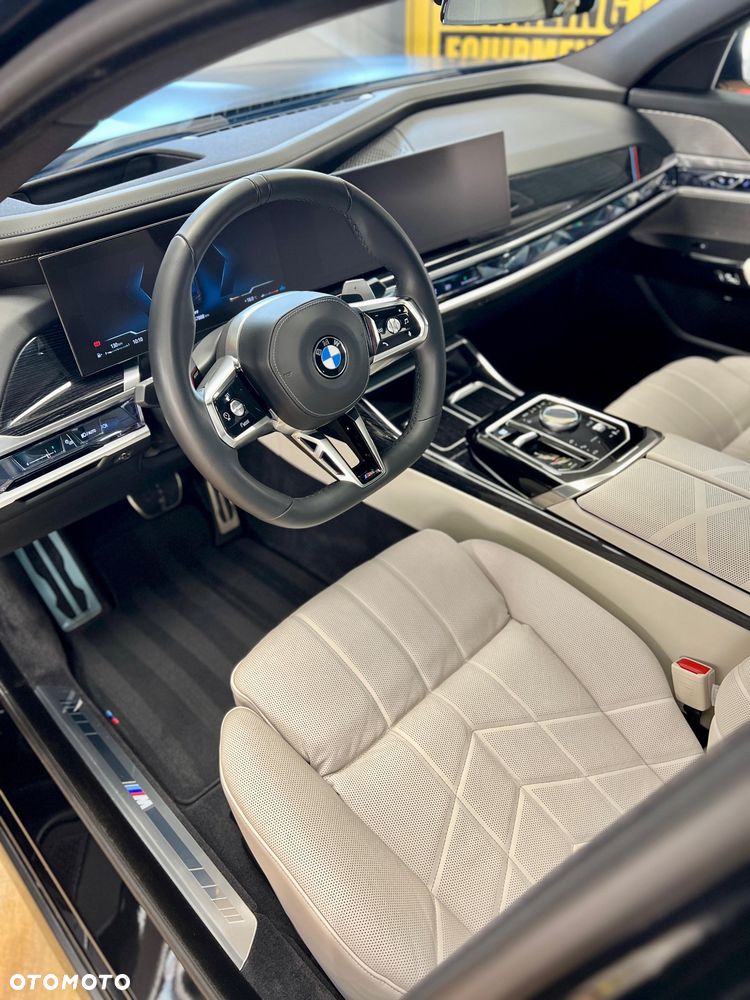 BMW Seria 7 - 9