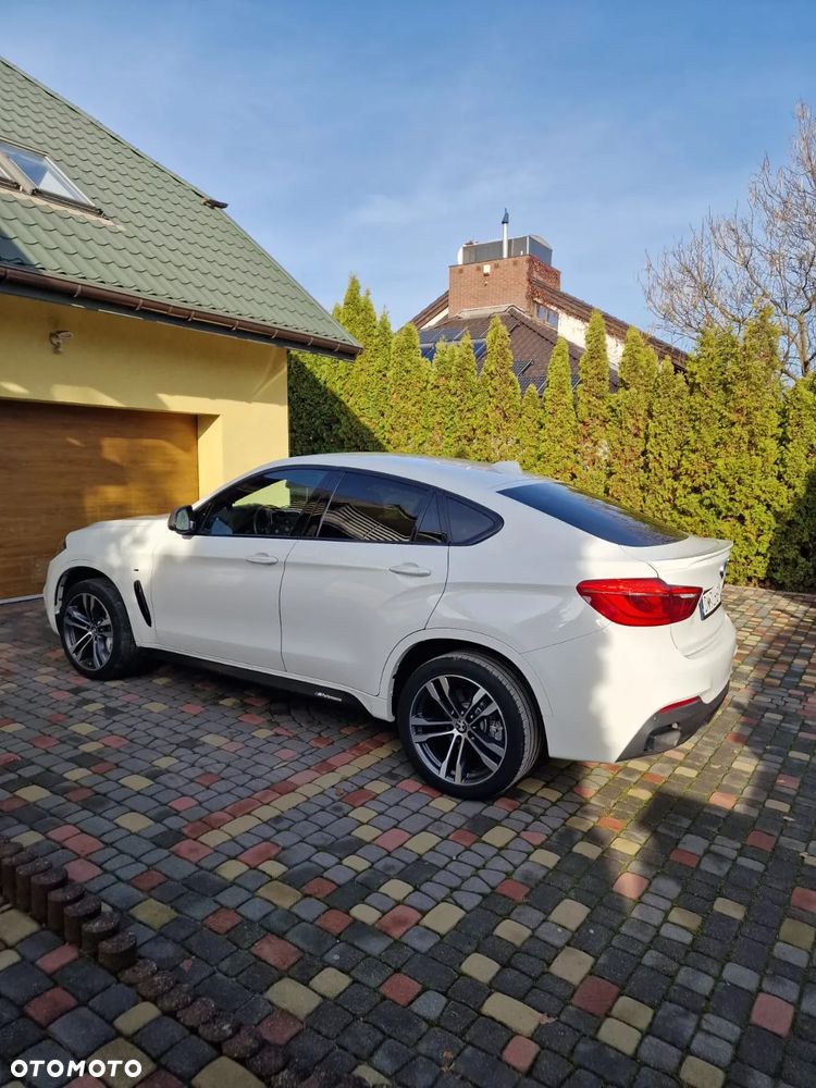 BMW X6 - 14