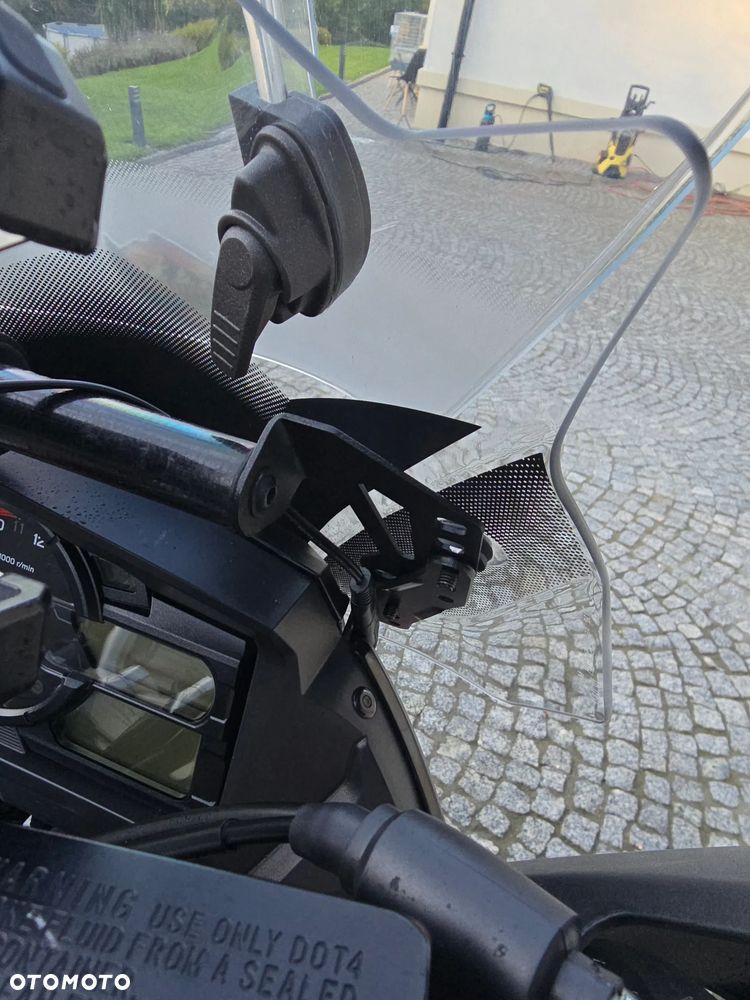 Suzuki V-STROM - 6