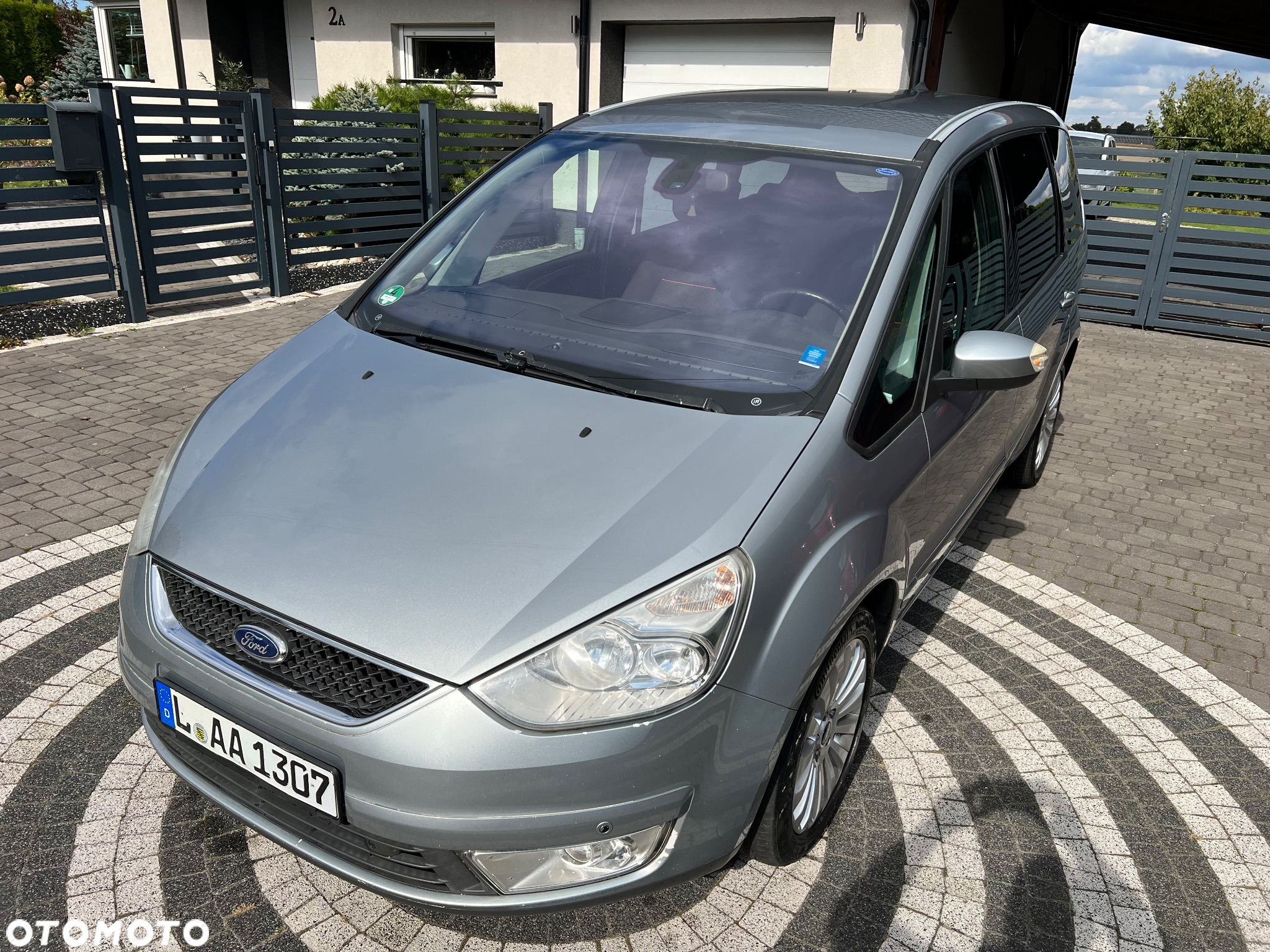 Ford Galaxy 2.0 TDCi Ambiente - 11
