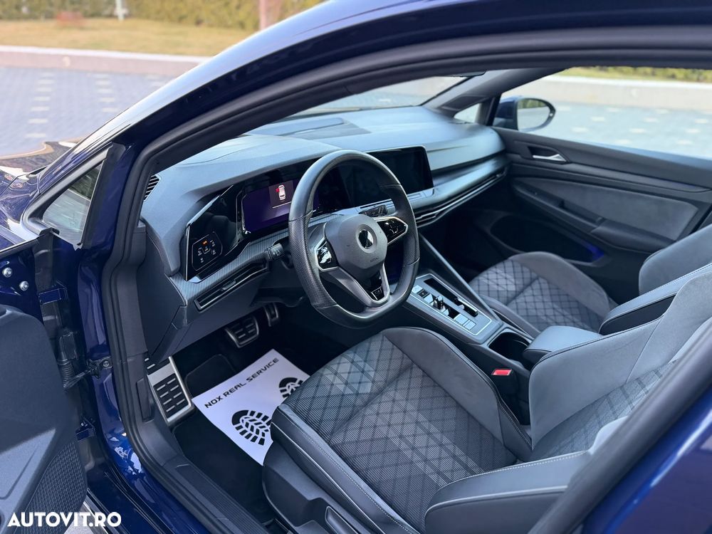 Volkswagen Golf - 11