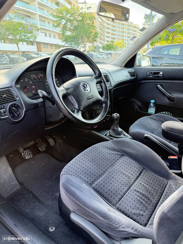 VW Golf 1.4i Conceptline - 5