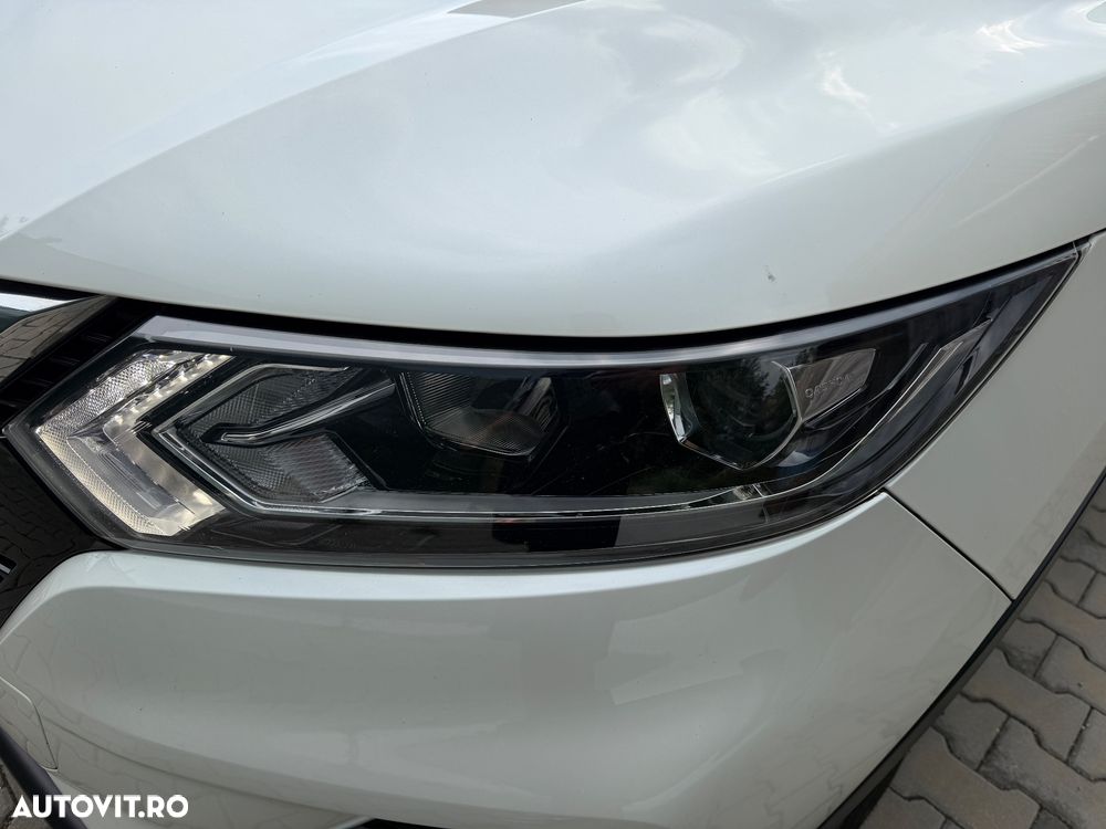 Nissan Qashqai 1.6 DCI ALL-MODE 4x4i N-Connecta - 12