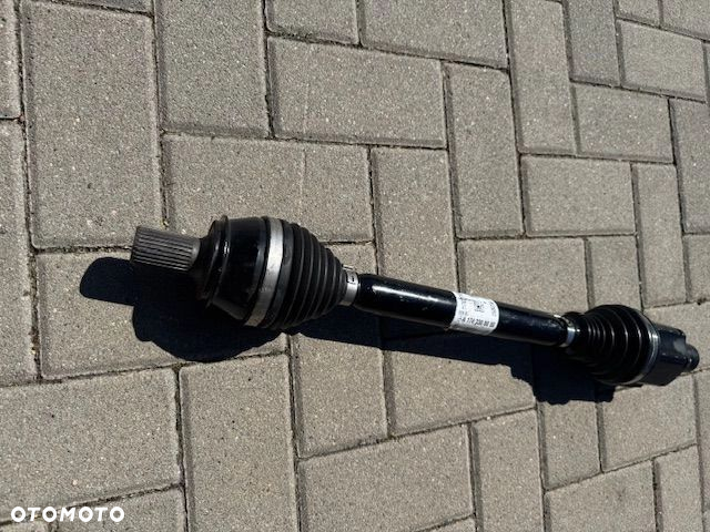 Mercedes CLA 174 A1743308000 półoś ORYG NOWA GWARANCJA! - 2