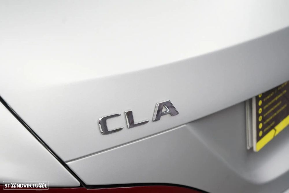 Mercedes-Benz CLA 180 d Shooting Brake AMG Line Aut. - 15
