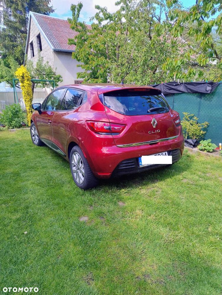 Renault Clio - 2