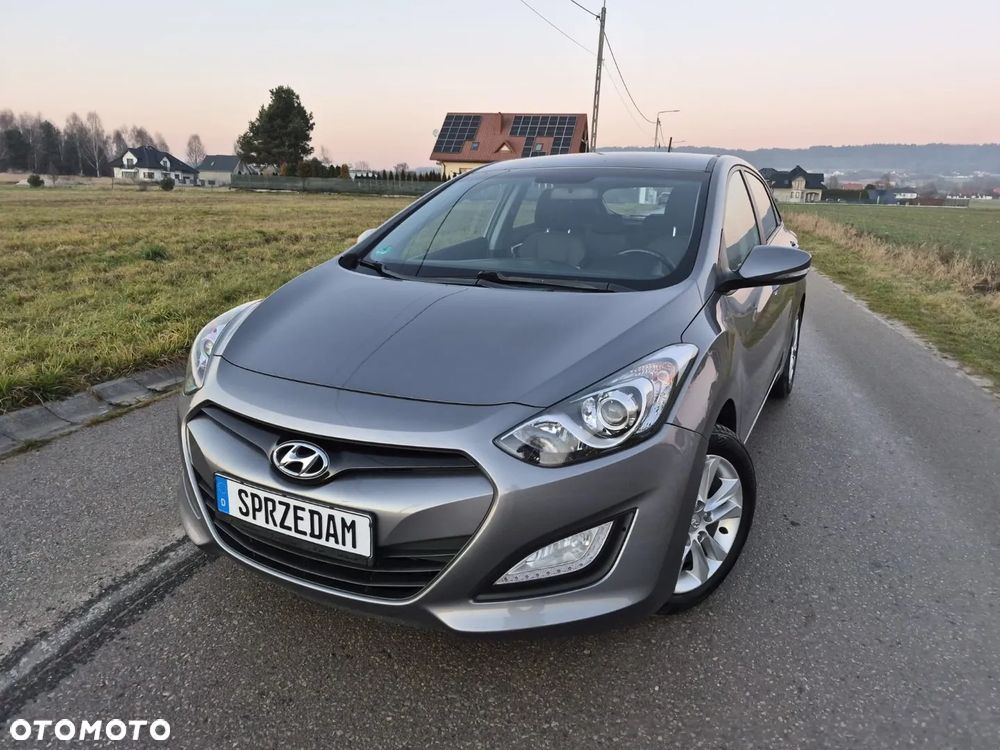 Hyundai i30 1.4 Premium - 13