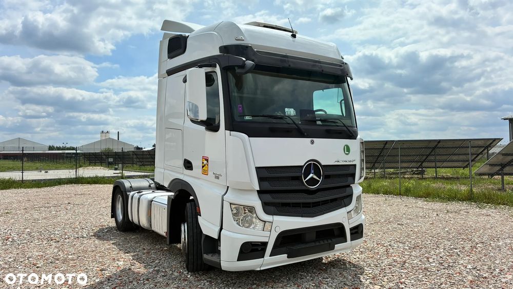 Mercedes-Benz Actros - 21