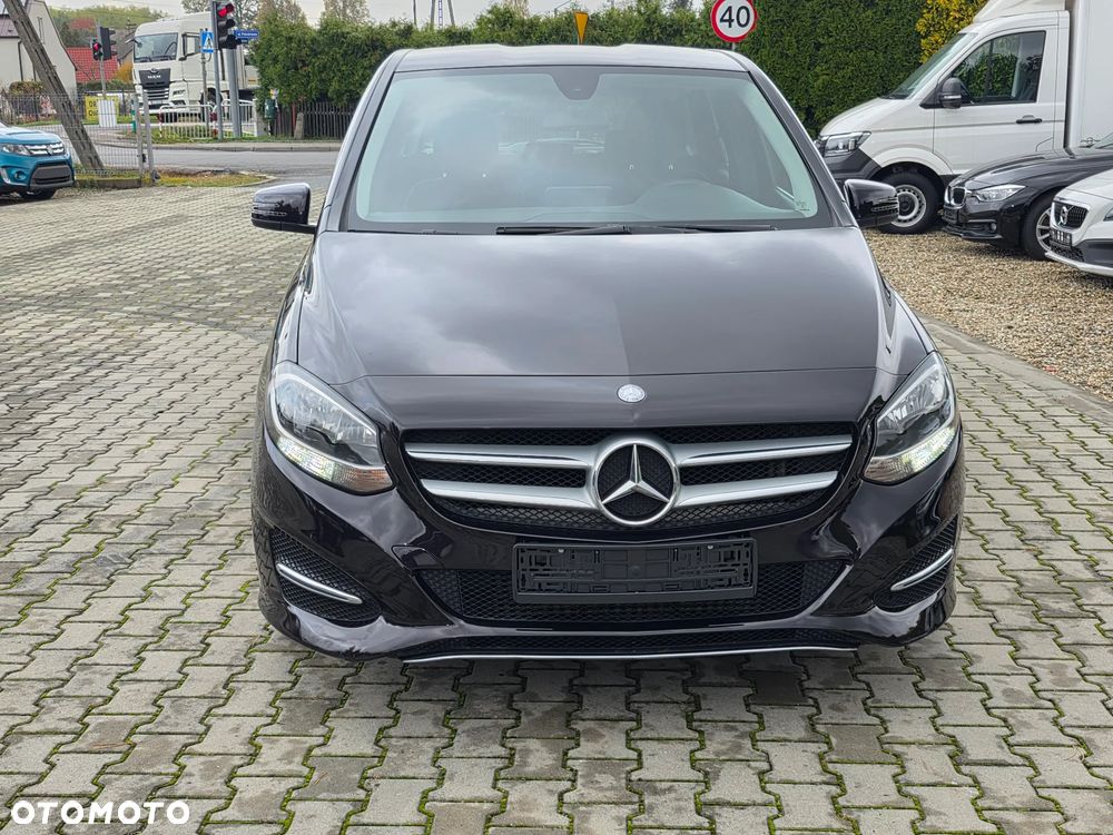 Mercedes-Benz B-Class 2015 photo 2