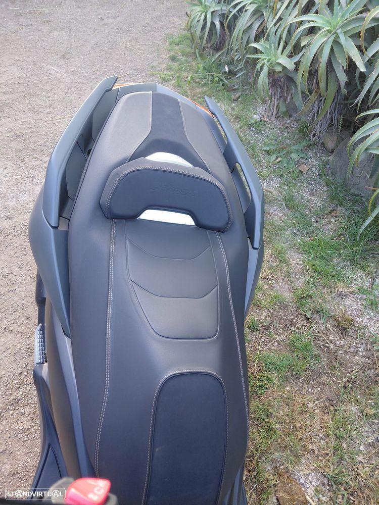 Yamaha X-Max Tech max - 2