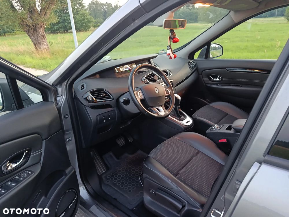 Renault Grand Scenic dCi 150 Automatik Bose Edition - 14