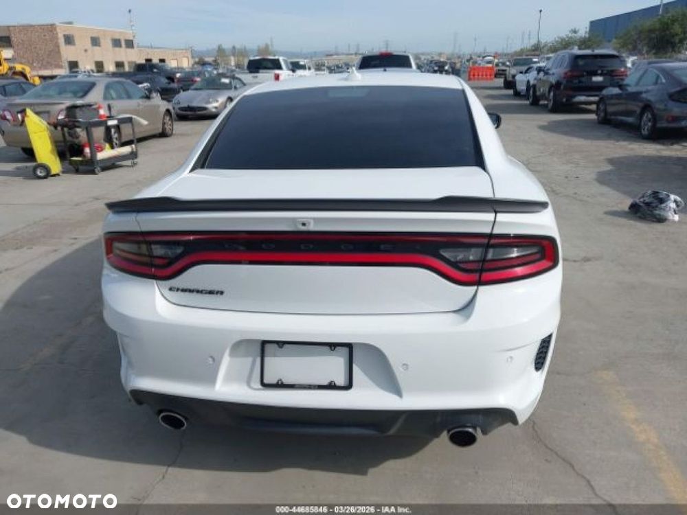 Dodge Charger - 8