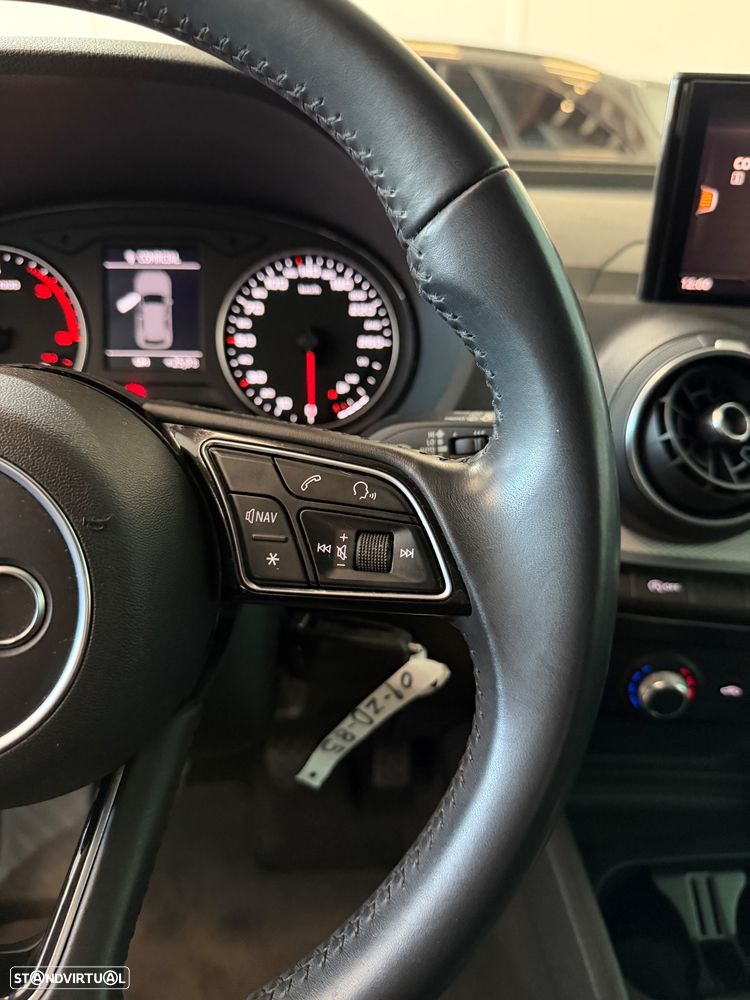 Audi Q2 30 TDI Design - 13