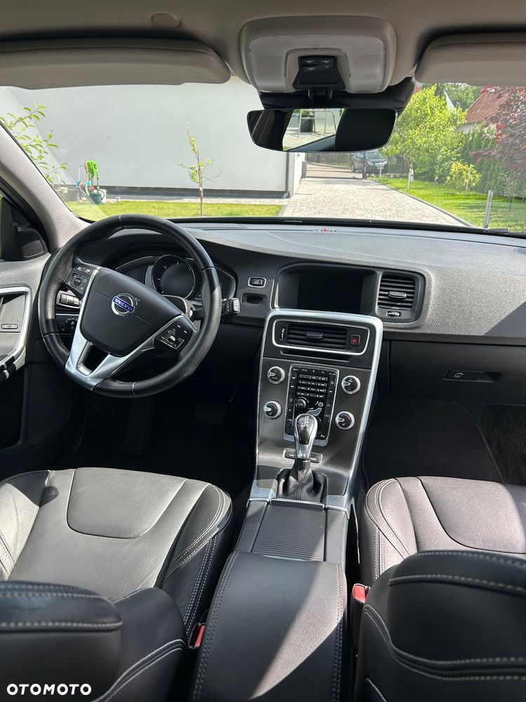 Volvo V60 - 15