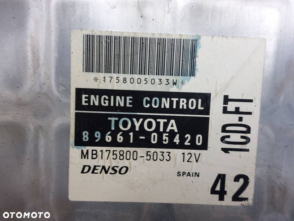 ZESTAW STARTOWY TOYOTA AVENSIS T22 2.0 D4D 89661-05420 89741-05041 - 2