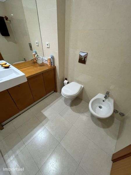 Apartamento T2 para arrendar Pedroucos - Grande imagem: 2/12