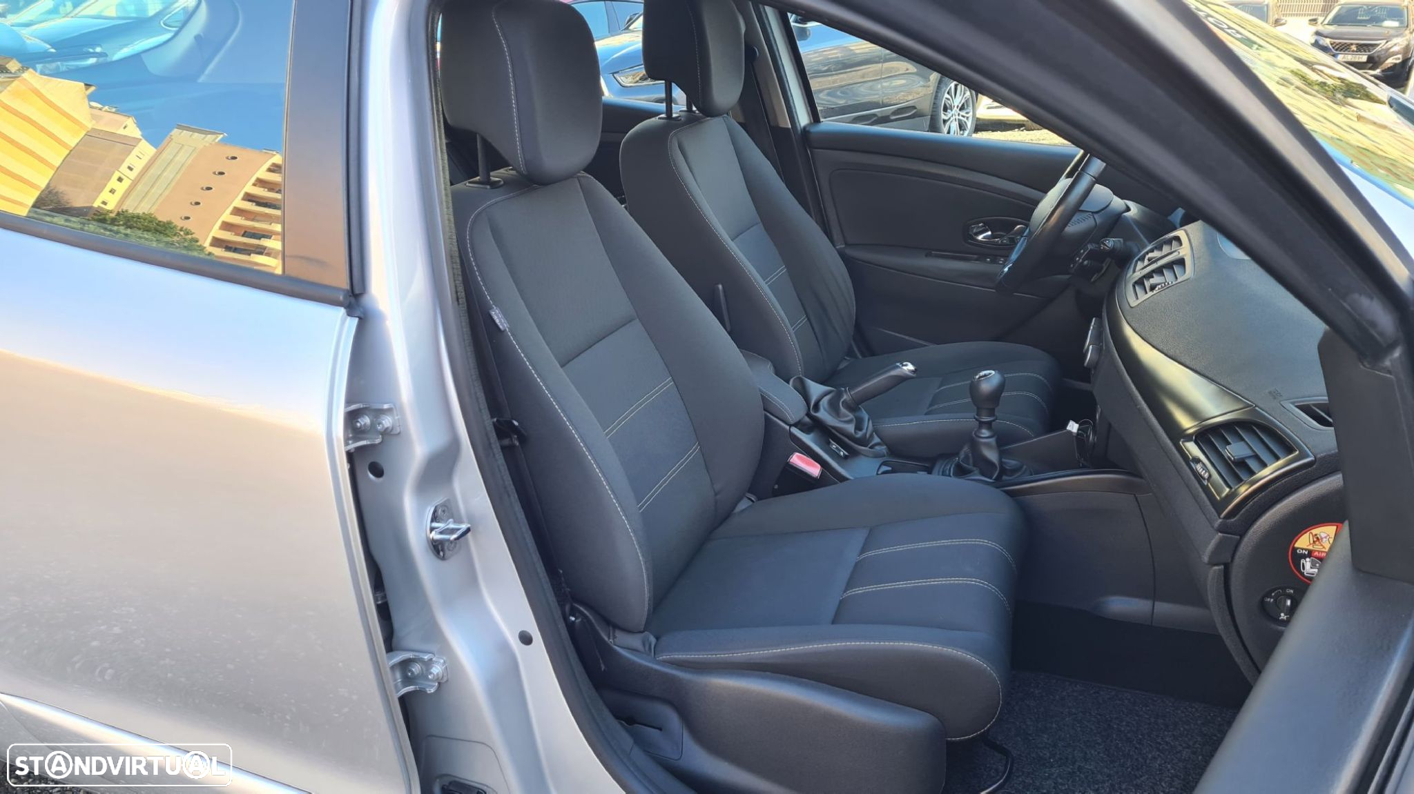 Renault Mégane 1.5 dCi Zen - 26