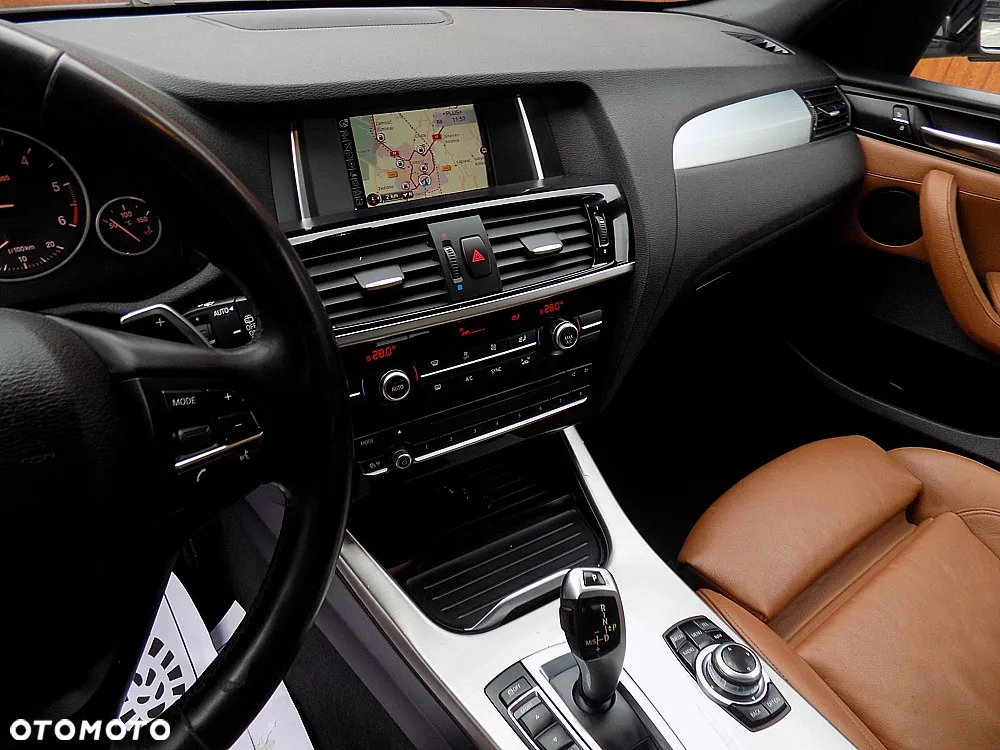 BMW X3 sDrive18d - 13