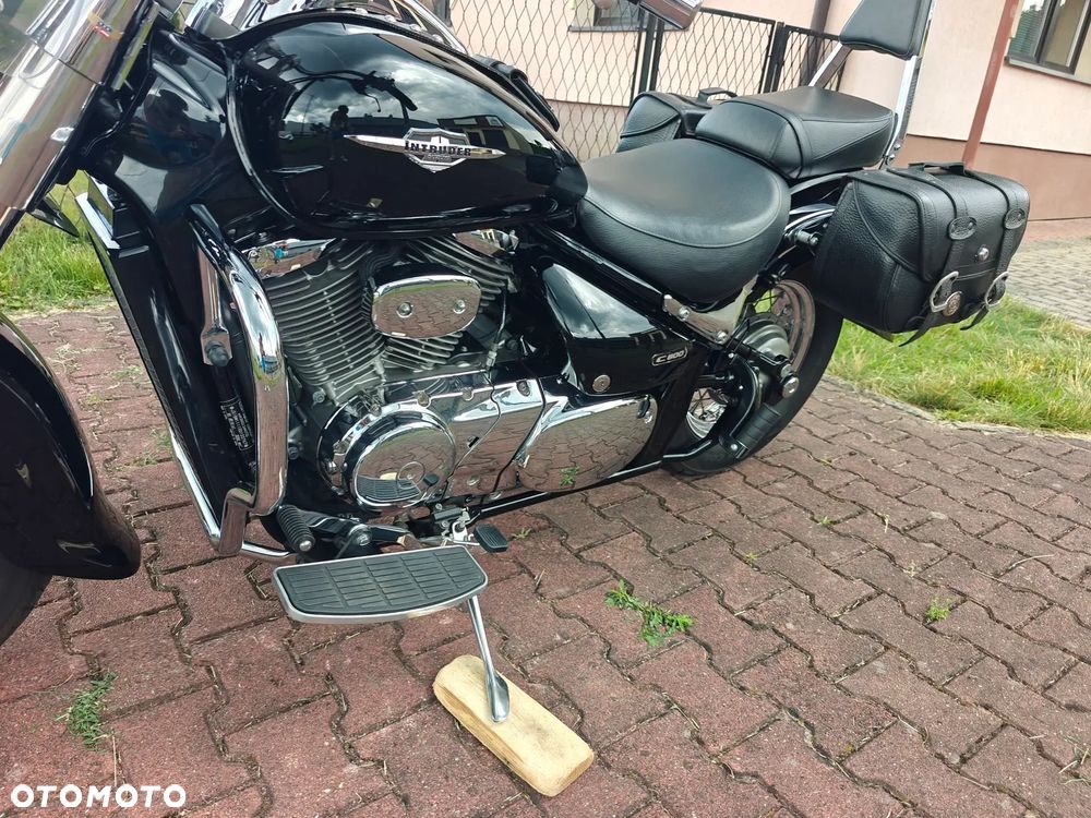 Suzuki Intruder - 20