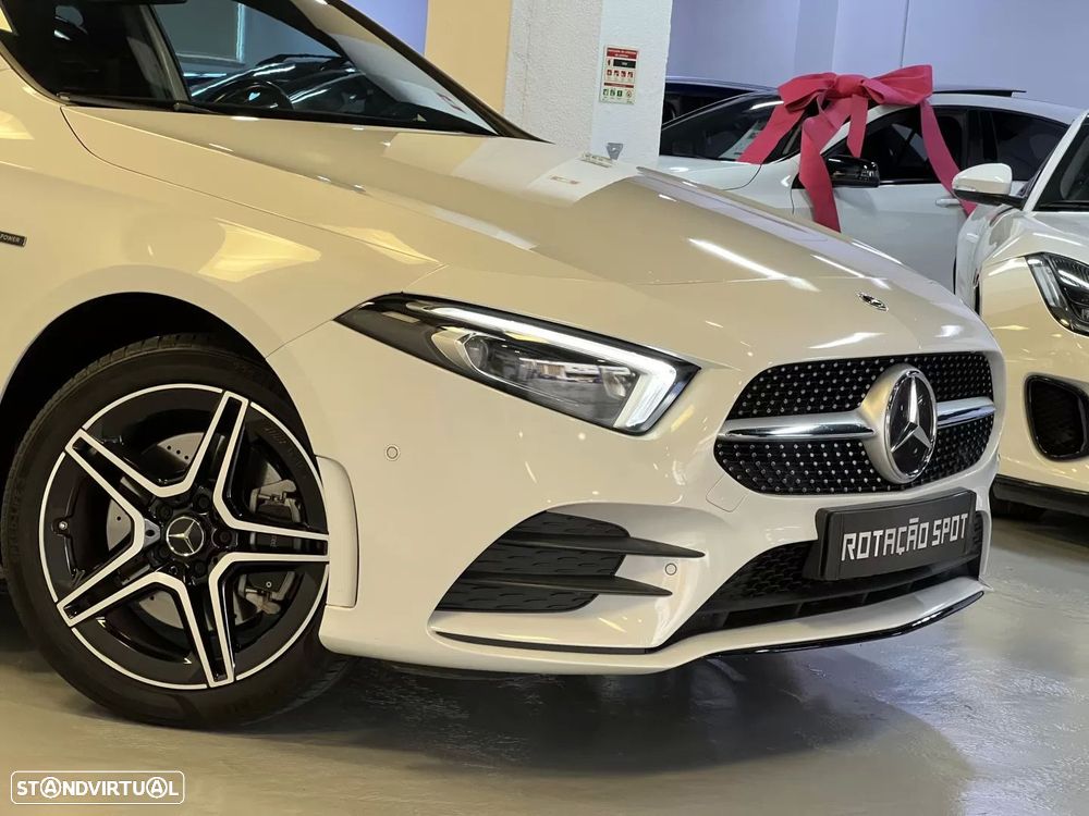 Mercedes-Benz A 250 e 8G-DCT AMG Line - 44
