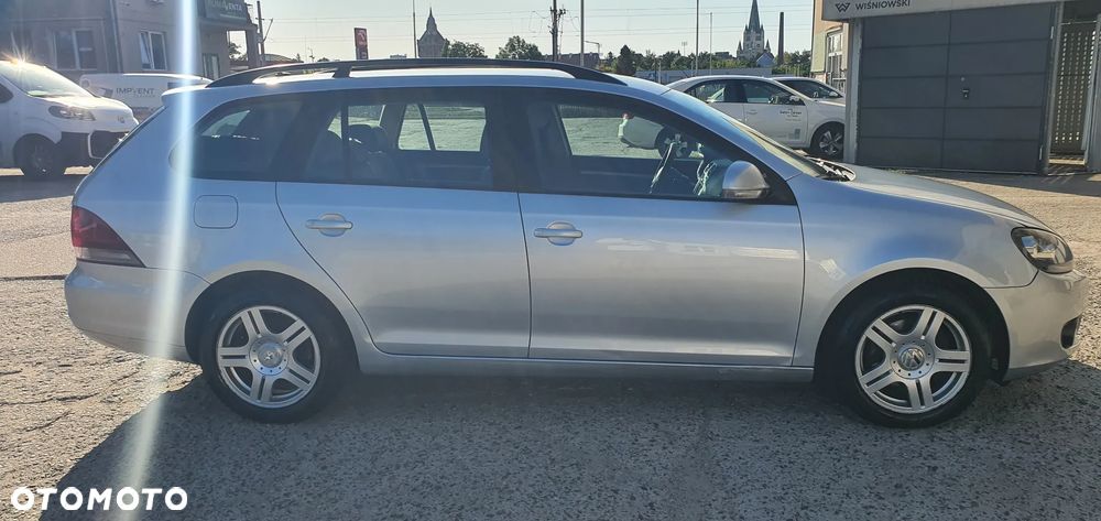 Volkswagen Golf 1.6 TDI BlueMot Trendline DSG - 19