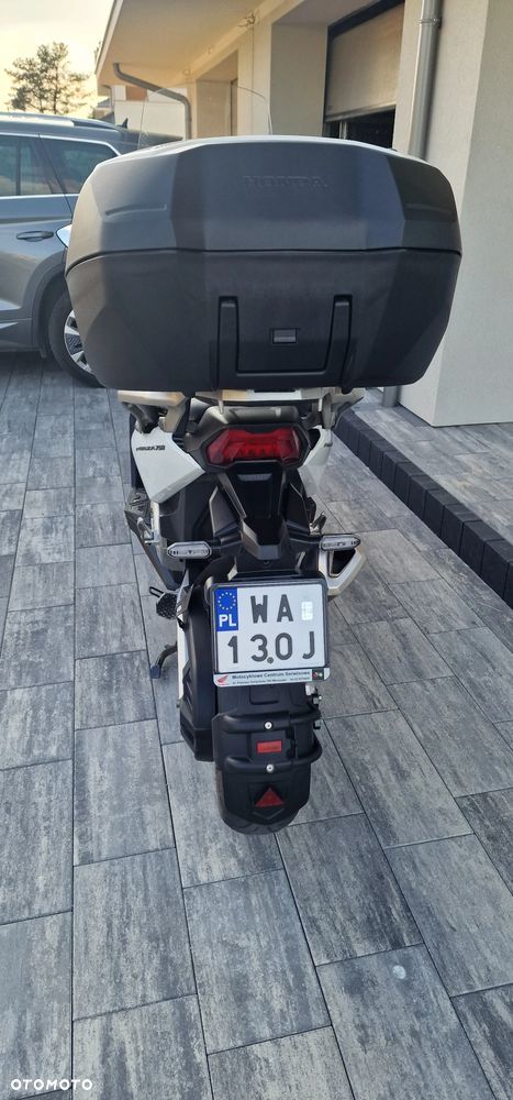 Honda NSS - 8