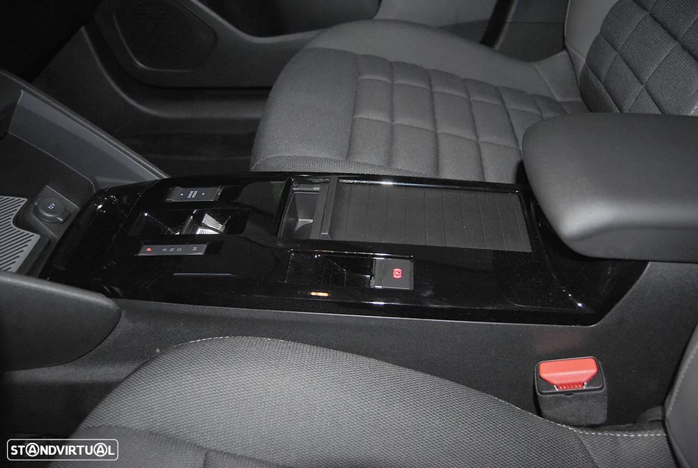Citroën C4 1.2 Hybrid Plus e-DSC6 - 21