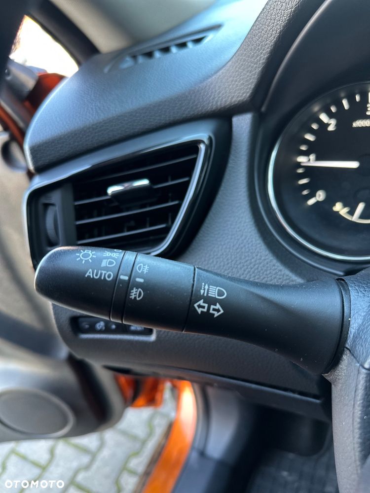 Nissan X-Trail 1.6 DCi Tekna 2WD - 17