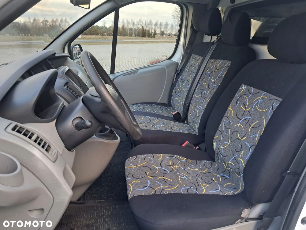Renault TRAFIC - 7