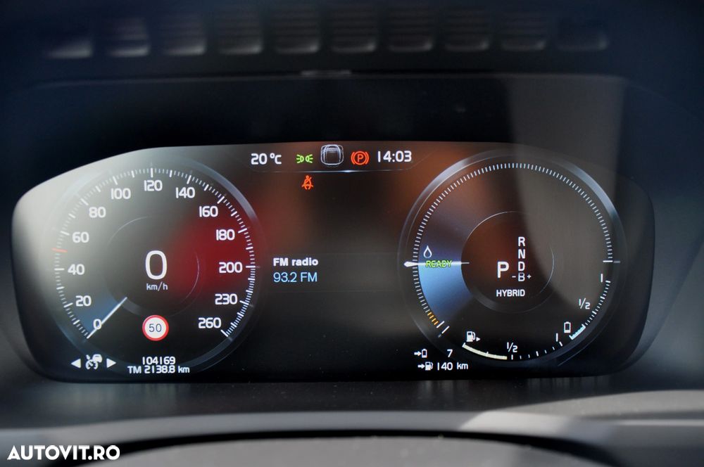 Volvo XC 90 - 34