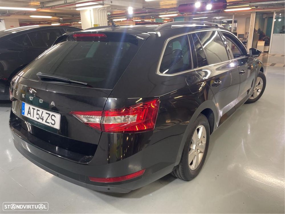 Skoda Superb Break 2.0 TDI Ambition DSG - 3