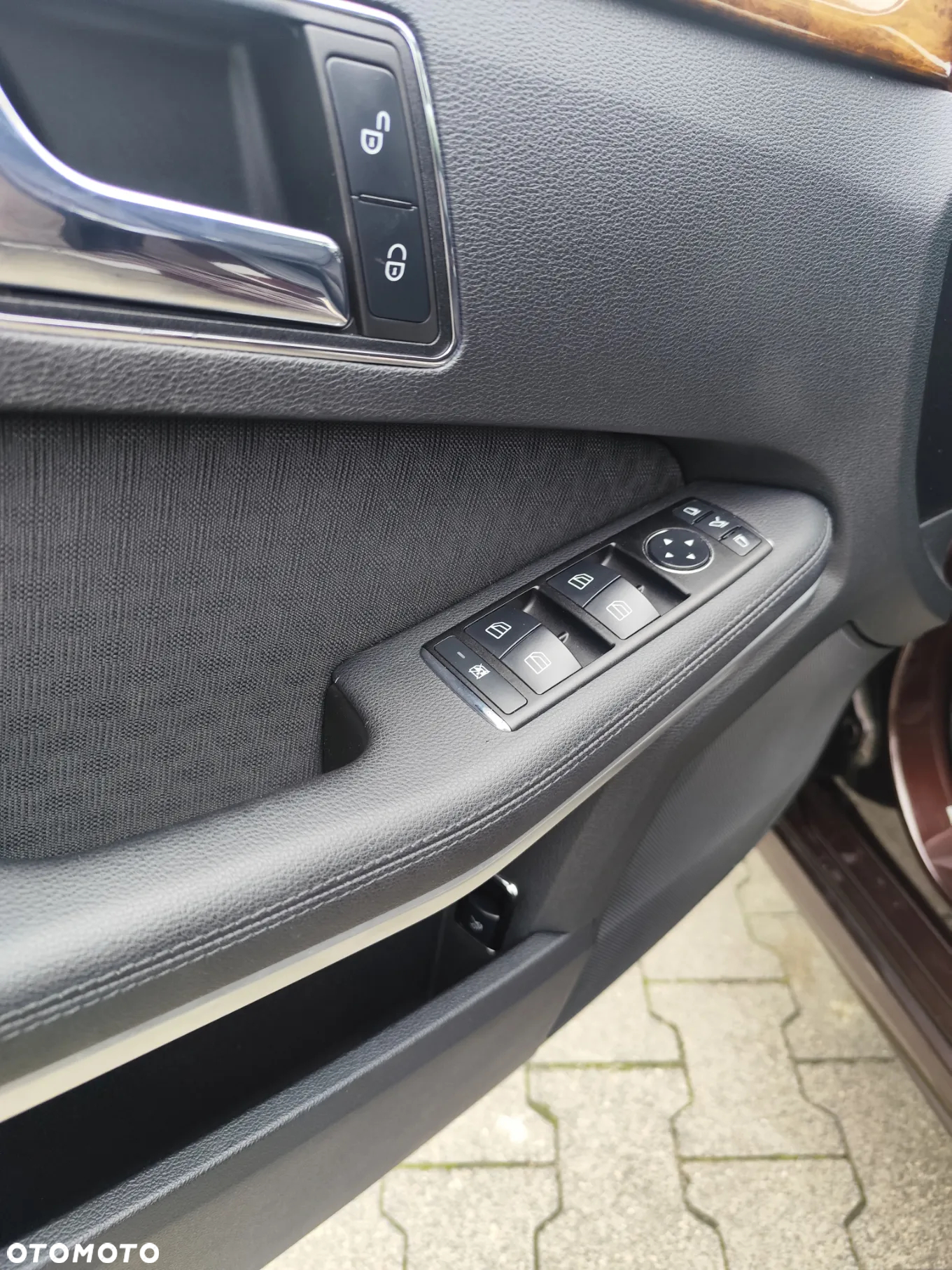 Mercedes-Benz Klasa E 200 CDI BlueEff Elegance - 16