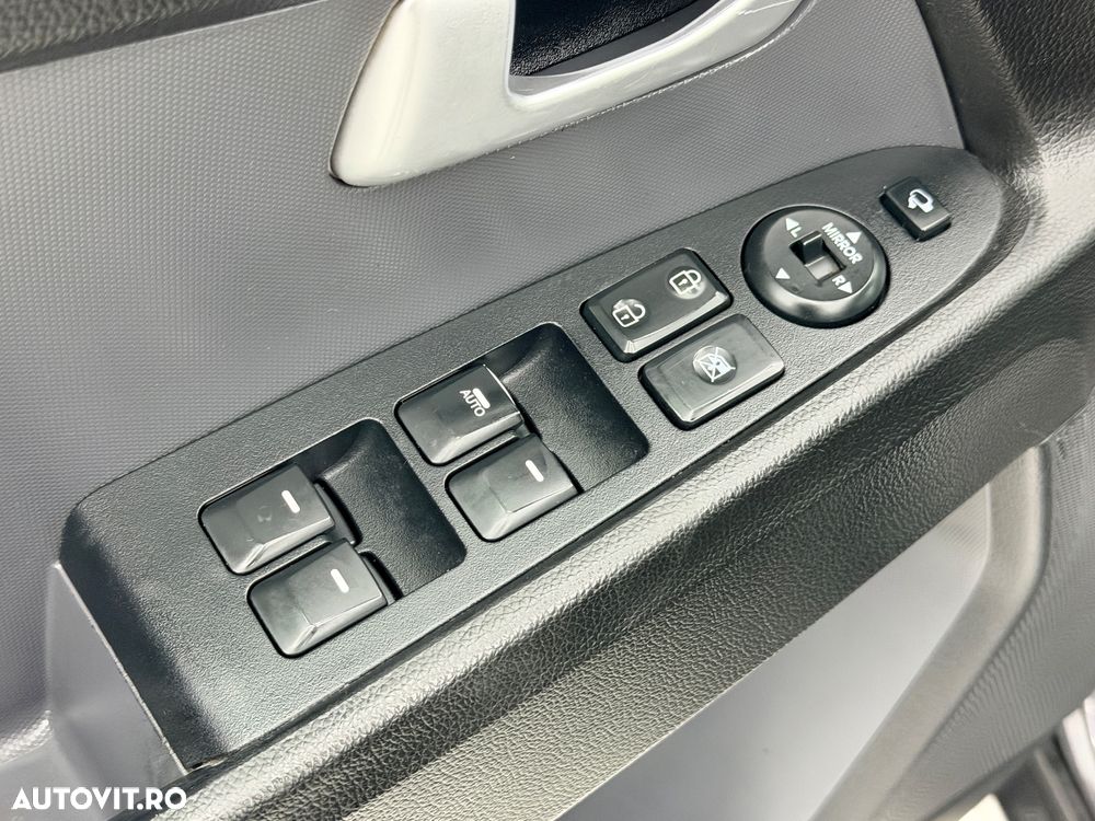 Kia Sportage ver-1-7-crdi-2wd-edition-7 - 11