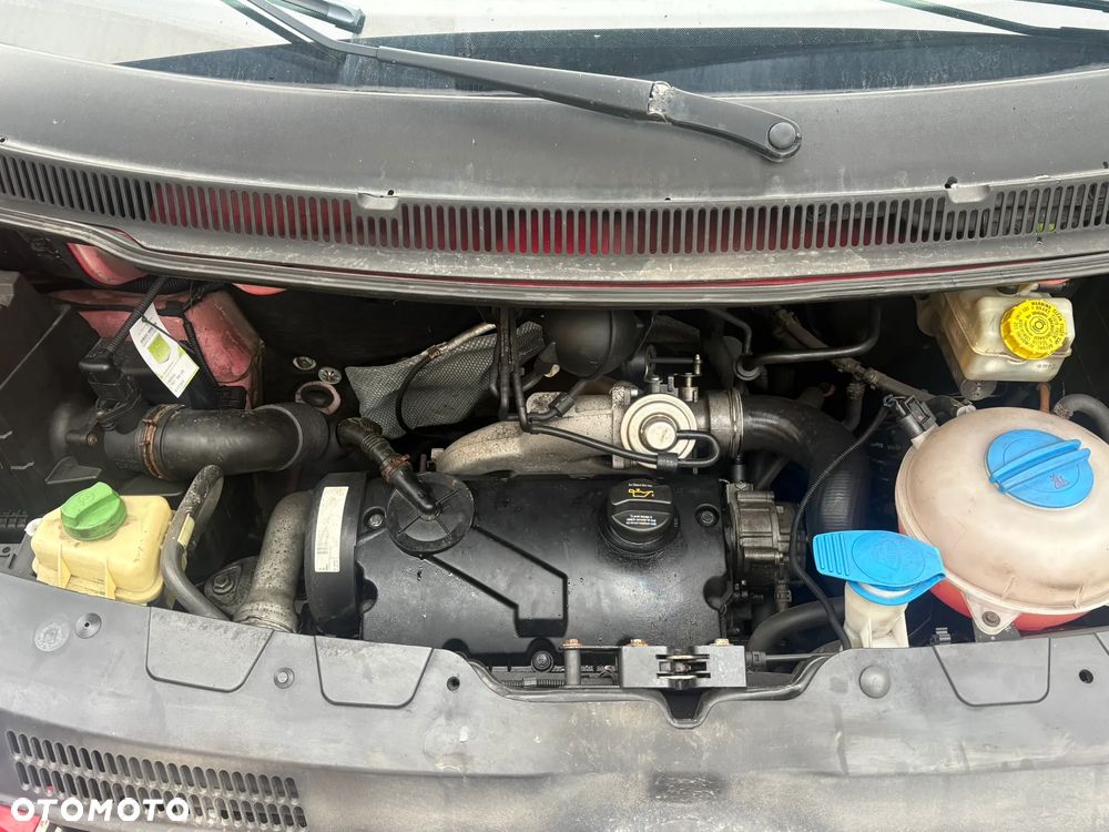 Volkswagen Transporter T5 - 13