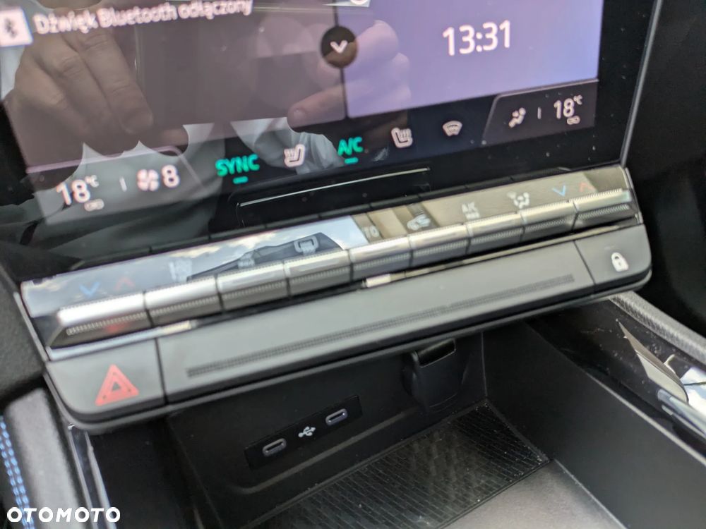 Renault Austral 1.3 TCe mHEV Techno esprit Alpine - 15