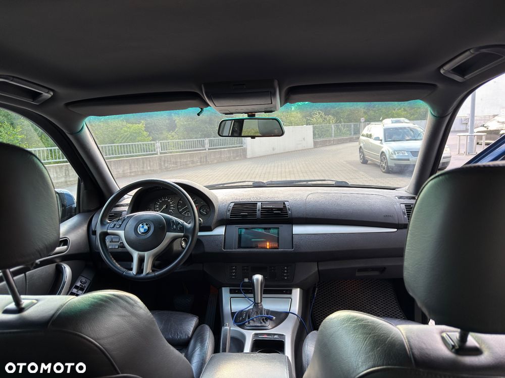 BMW X5 3.0 i Edition Exclusive Sport - 10