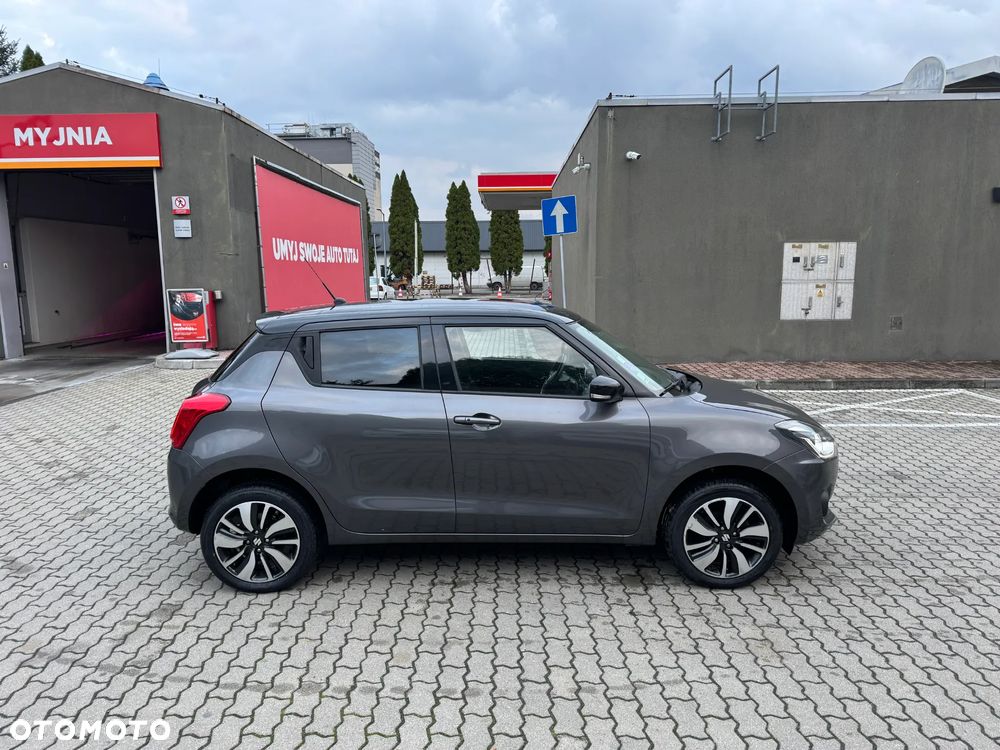Suzuki Swift 1.2 SHVS Premium Plus - 6