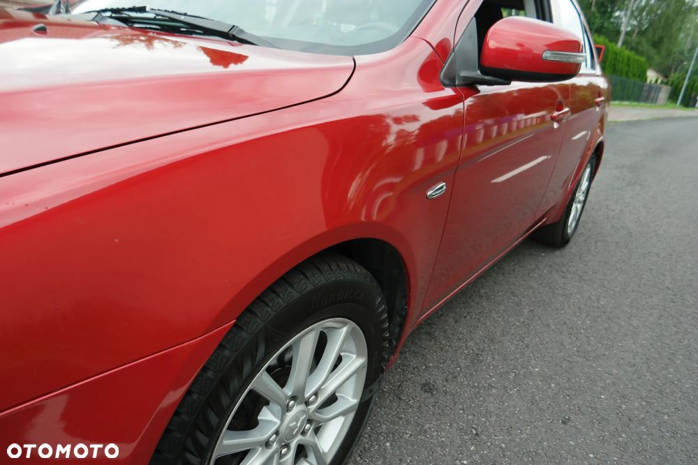 Mitsubishi Lancer - 12