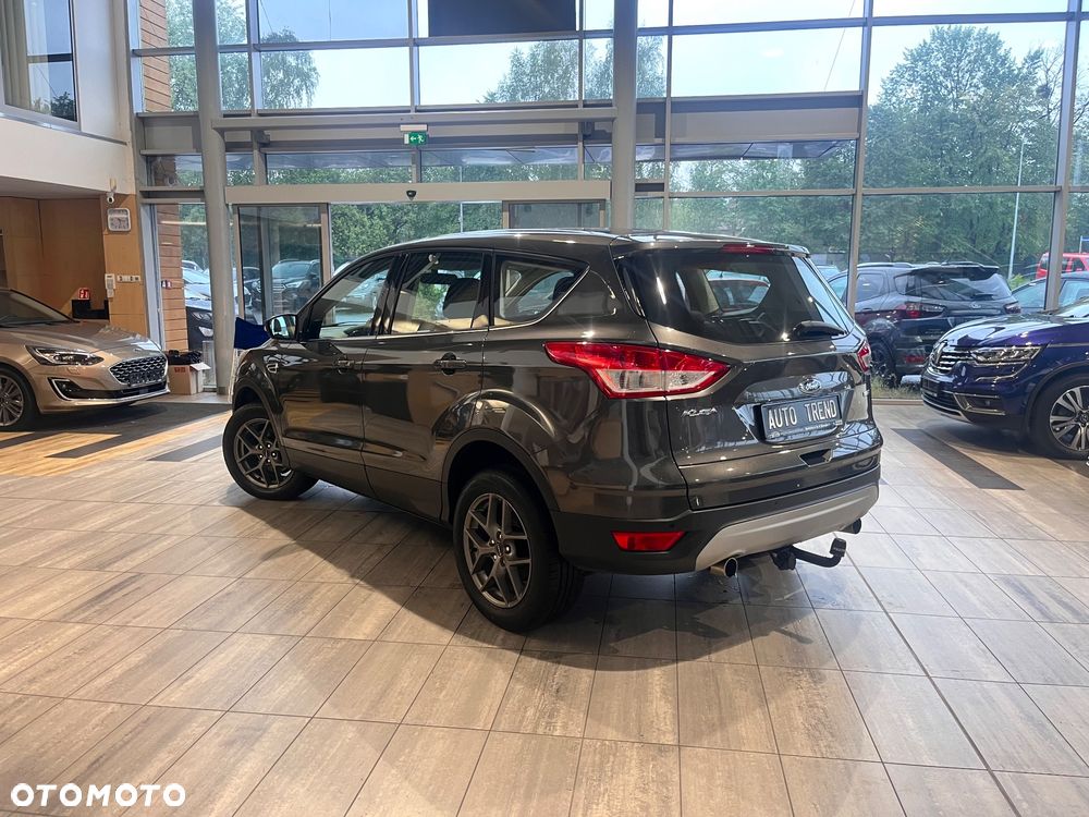 Ford Kuga - 4